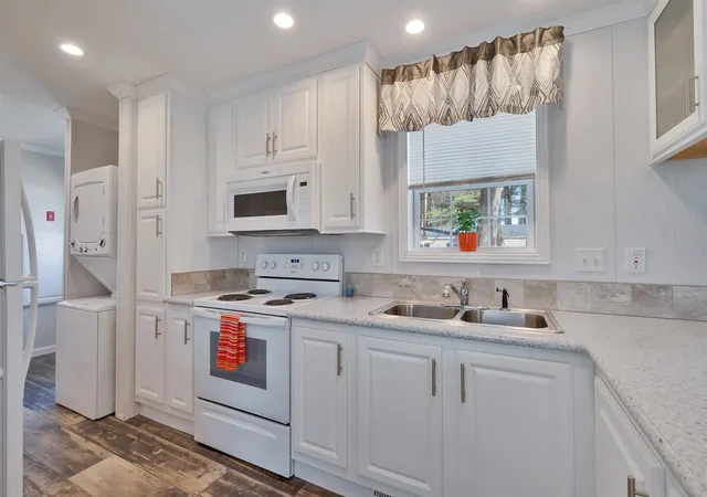 Photo 3 of Manufactured home for sale at 120 Robin Hood Dr #120, Exeter, NH 03833 | MLS# 5083034 | Listing updated on 2026-09-10