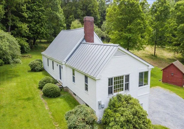 Single family home for sale at 636 Dexter Rd, Shaftsbury, VT 05262 | MLS# 5083102