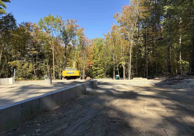 Photo 4 of Single family home for sale at 00 Winnipesaukee Dr, Wolfeboro, NH 03894 | MLS# 5084218 | Listing updated on 2026-10-14