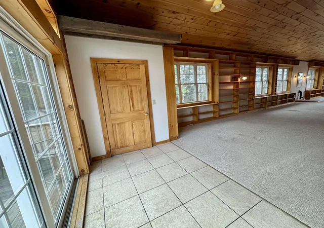 Photo 3 of Single family home for sale at 243 Partridge Ln, Haverhill, NH 03774 | MLS# 5084907 | Listing updated on 2026-09-11