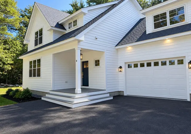 Photo 3 of Townhouse for sale at 39 Mill Rd, North Hampton, NH 03862 | MLS# 5085296 | Listing updated on 2026-09-30