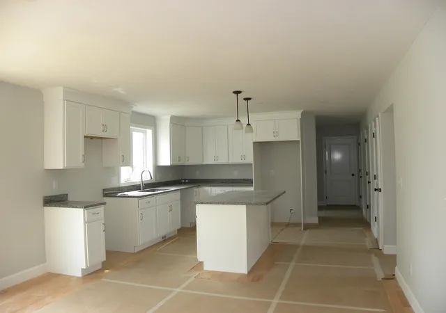Photo 3 of Single family home for sale at 9 Hillside Ter #2, Danville, NH 03819 | MLS# 5085578 | Listing updated on 2026-10-16