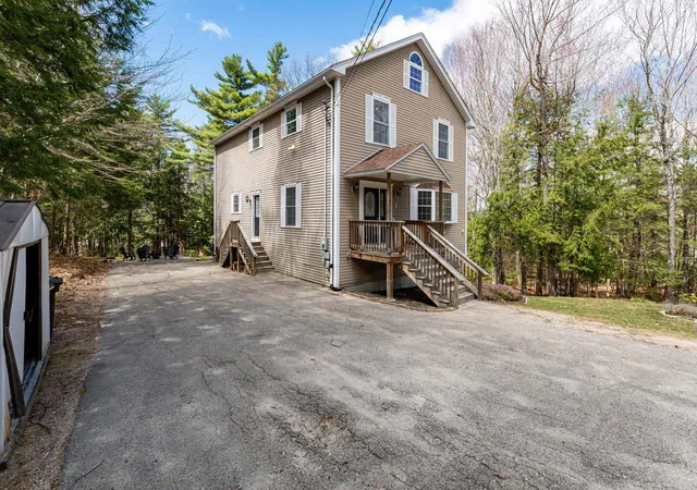Photo 2 of Single family home for sale at 70 Landsdown Ln, Conway, NH 03818 | MLS# 5085800 | Listing updated on 2026-09-09