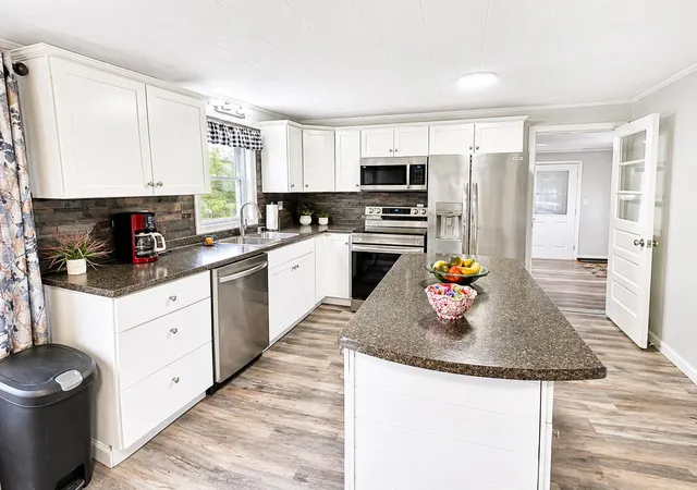 Photo 4 of Single family home for sale at 2414 5 Rte, Irasburg, VT 05845 | MLS# 5086525 | Listing updated on 2026-09-08