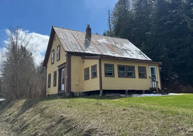 Photo 1 of Single family home for sale at 6479 Vt 14 Rte, Craftsbury Common, VT 05827 | MLS# 5086643 | Listing updated on 2026-09-02