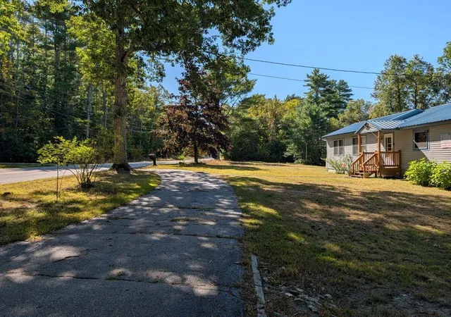 Photo 3 of Single family home for sale at 252 Merrymeeting Rd, New Durham, NH 03855 | MLS# 5086741 | Listing updated on 2026-10-01