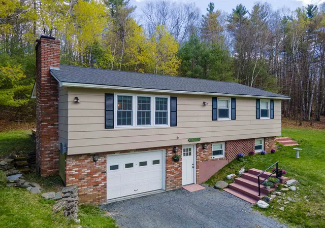 Photo 1 of Single family home for sale at 13 Leet Dr, Claremont, NH 03743 | MLS# 5086766 | Listing updated on 2026-09-25