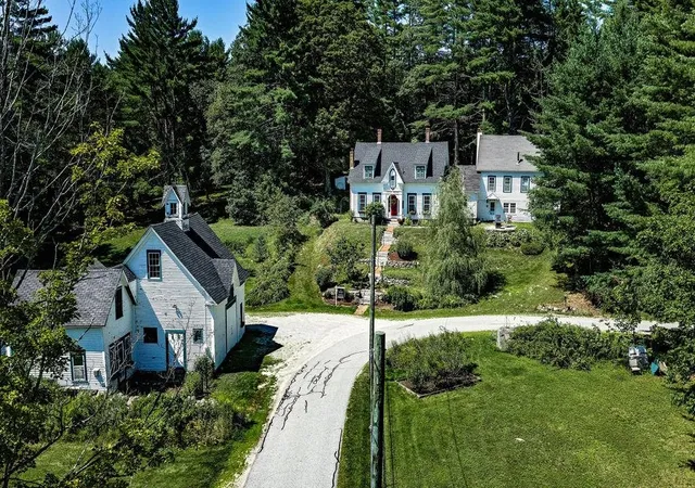Photo 1 of Single family home for sale at 14 Grist Mill St, Bradford, NH 03221 | MLS# 5087255 | Listing updated on 2026-09-08