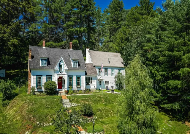 Photo 2 of Single family home for sale at 14 Grist Mill St, Bradford, NH 03221 | MLS# 5087255 | Listing updated on 2026-10-06