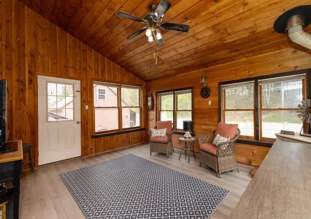 Photo 3 of Single family home for sale at 3 Snowshoe Hl Rd, Claremont, NH 03743 | MLS# 5088210 | Listing updated on 2026-10-17