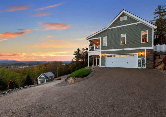 Photo 3 of Single family home for sale at 194 Chestnut Dr, Gilford, NH 03249 | MLS# 5088434 | Listing updated on 2026-09-02