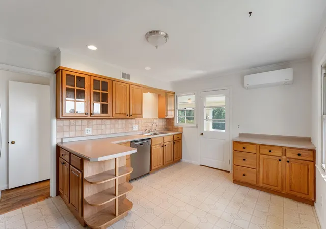 Photo 4 of Single family home for sale at 219 Towne Hill Rd, Montpelier, VT 05602 | MLS# 5088537 | Listing updated on 2026-09-21