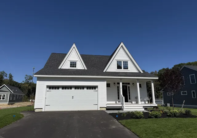 Photo 1 of Single family home for sale at 47 Summerwind Pl #16, Greenland, NH 03840 | MLS# 5088599 | Listing updated on 2026-09-23