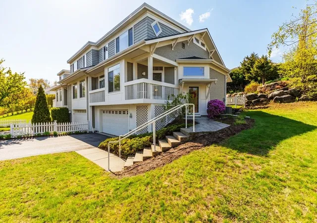 Photo 3 of Sale Pending at 73 Park Rd, South Burlington, VT 05403 | MLS# 5088849 | Listing updated on 2026-09-04