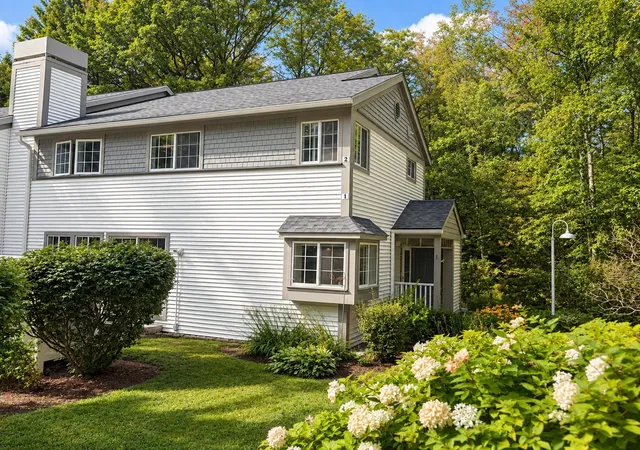 Photo 1 of Townhouse for sale at 1 Winding Brook Ave, South Burlington, VT 05403 | MLS# 5089380 | Listing updated on 2026-09-11