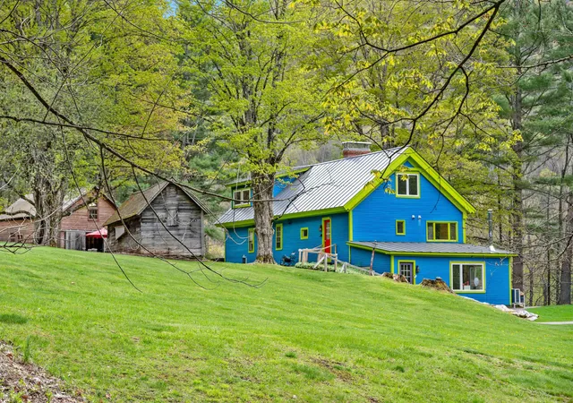 Photo 3 of Single family home for sale at 3955 Vt Route 100, Warren, VT 05674 | MLS# 5089416 | Listing updated on 2026-09-14