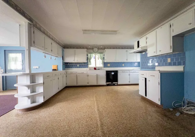 Photo 2 of Single family home for sale at 131 Grove St, Littleton, NH 03561 | MLS# 5089500 | Listing updated on 2026-09-08