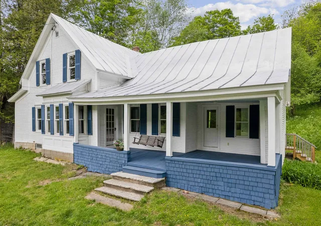 Photo 2 of Single family home for sale at 300 Justin Morrill Memorial Hwy, Strafford, VT 05072 | MLS# 5092288 | Listing updated on 2026-09-08