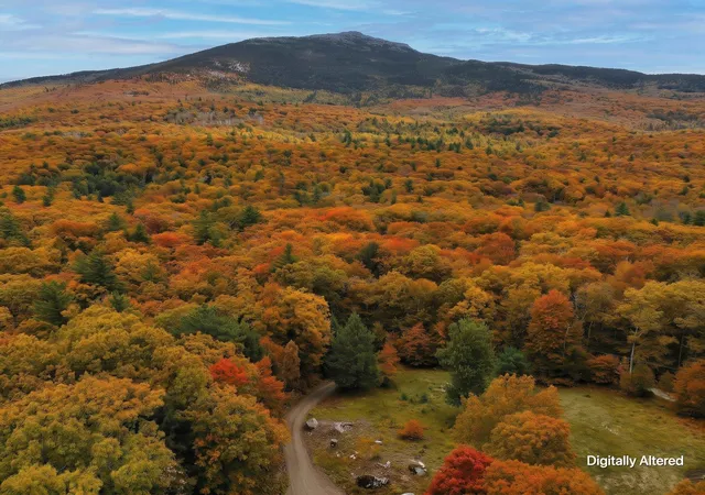 Photo 3 of Single family home for sale at 38 Shaker Farm Rd S, Marlborough, NH 03455 | MLS# 5092944 | Listing updated on 2026-10-28