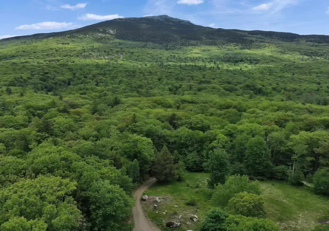 Photo 3 of Single family home for sale at 38 Shaker Farm Rd S, Marlborough, NH 03455 | MLS# 5092944 | Listing updated on 2026-10-28