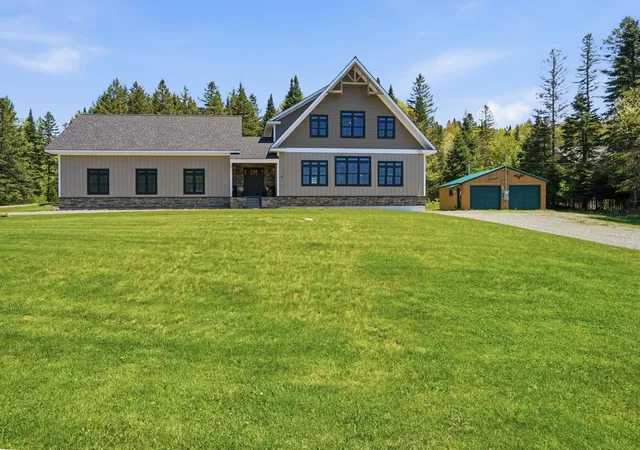 Photo 2 of Single family home for sale at 120 Day Rd, Pittsburg, NH 03592 | MLS# 5093008 | Listing updated on 2026-09-11