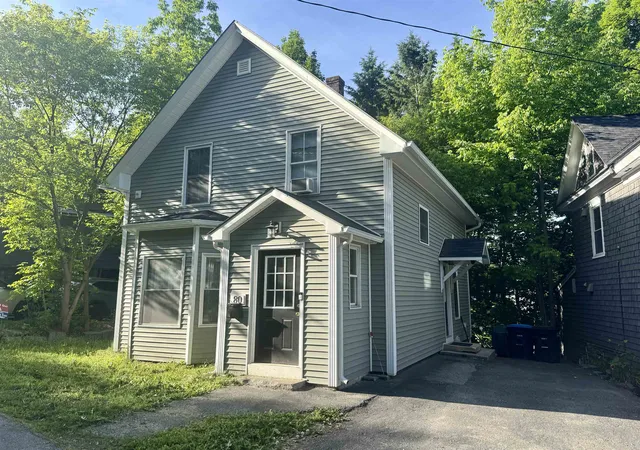 Photo 1 of Single family home for sale at 80 W Main St, Newport, VT 05855 | MLS# 5093502 | Listing updated on 2026-09-02