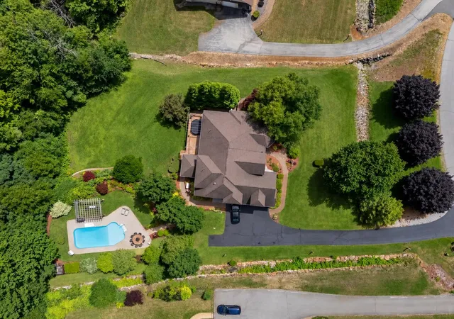Photo 1 of Single family home for sale at 12 Rachel Way, Bedford, NH 03110 | MLS# 5093621 | Listing updated on 2026-10-06