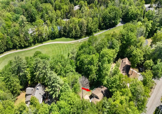 Photo 3 of Sale Pending at 10 Wedgewood Dr, Grantham, NH 03753 | MLS# 5094423 | Listing updated on 2026-09-29