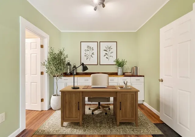 Photo 3 of Single family home for sale at 29 Clinton Ave, Rutland, VT 05701 | MLS# 5094605 | Listing updated on 2026-10-13