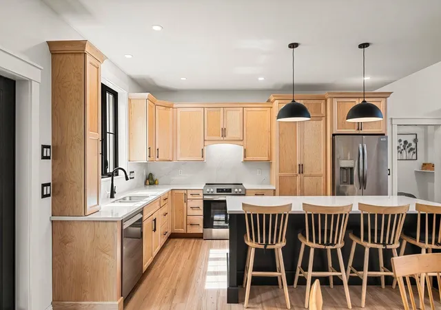 Photo 3 of Single family home for sale at 40 Christian Hl Rd, Amherst, NH 03031 | MLS# 5094629 | Listing updated on 2026-10-02