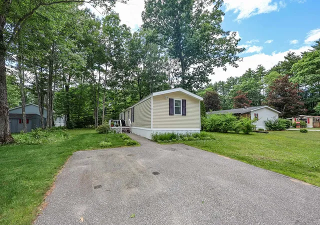 Photo 1 of Manufactured home for sale at 7 Marilyn Dr, Concord, NH 03303 | MLS# 5095148 | Listing updated on 2026-10-14