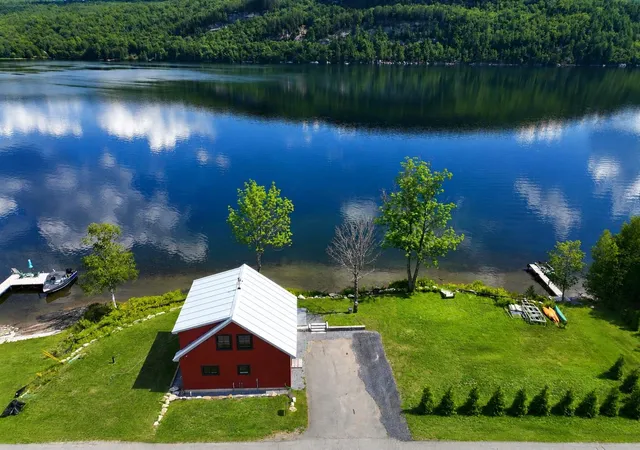 Photo 3 of Single family home for sale at 1027 South Barton Rd, Barton, VT 05822 | MLS# 5095396 | Listing updated on 2026-09-01