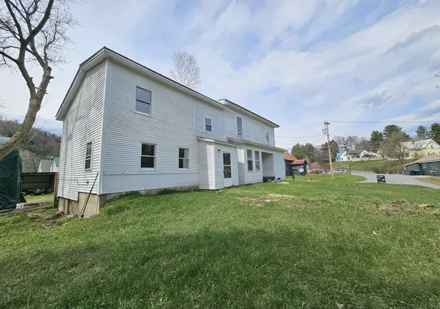 Photo 2 of Single family home for sale at 49 Winter St, Hardwick, VT 05843 | MLS# 5095938 | Listing updated on 2026-09-17