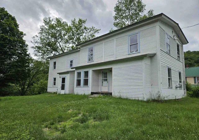 Photo 3 of Single family home for sale at 49 Winter St, Hardwick, VT 05843 | MLS# 5095938 | Listing updated on 2026-09-17