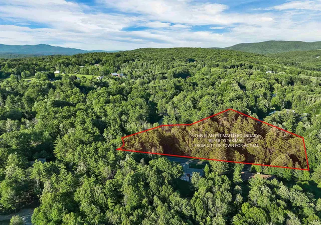 Photo 4 of Single family home for sale at 30 Elderberry Dr, Gilford, NH 03249 | MLS# 5096010 | Listing updated on 2026-09-29