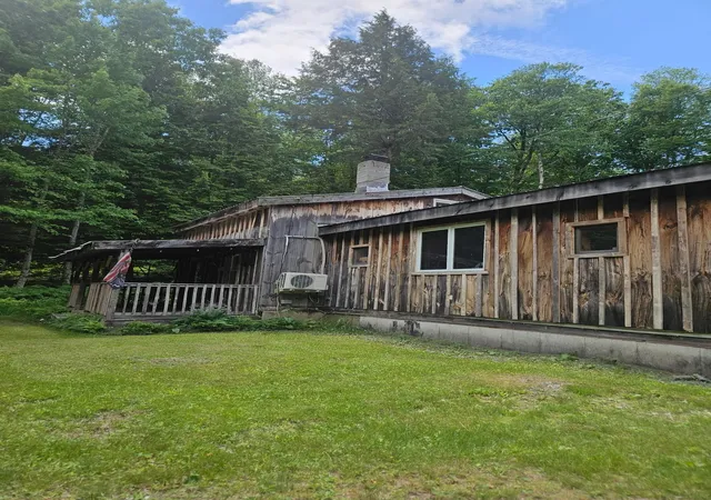 Photo 2 of Single family home for sale at 279 North St, Dover, VT 05341 | MLS# 5096278 | Listing updated on 2026-09-07