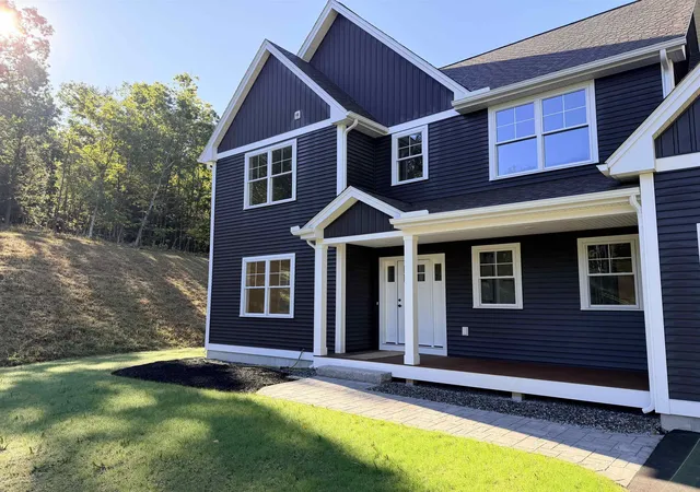 Photo 2 of Single family home for sale at 101a Seaverns Brg Rd, Merrimack, NH 03054 | MLS# 5096654 | Listing updated on 2026-10-23