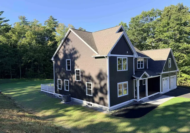 Photo 3 of Single family home for sale at 101a Seaverns Brg Rd, Merrimack, NH 03054 | MLS# 5096654 | Listing updated on 2026-10-23