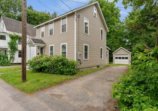 Photo 1 of Single family home for sale at 39 Latham Ct, Burlington, VT 05401 | MLS# 5096662 | Listing updated on 2026-09-03