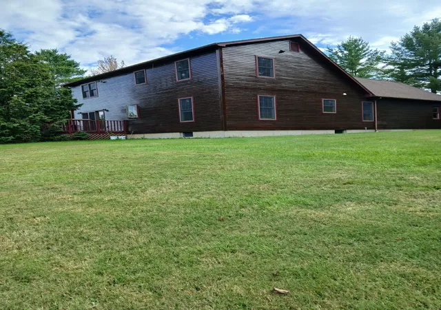 Photo 3 of Single family home for sale at 1851 Valley Rd, Derby Line, VT 05830 | MLS# 5096770 | Listing updated on 2026-10-05