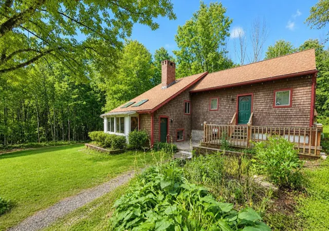 Photo 1 of Single family home for sale at 852 Boardman Hill Rd, West Rutland, VT 05777 | MLS# 5097536 | Listing updated on 2026-09-04
