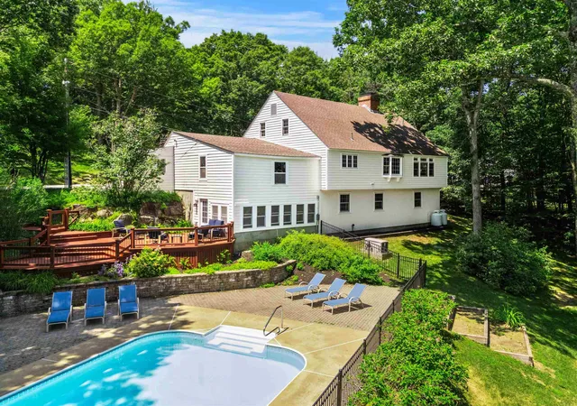Photo 2 of Single family home for sale at 41 Roberts Rd, Contoocook, NH 03229 | MLS# 5097554 | Listing updated on 2026-09-17