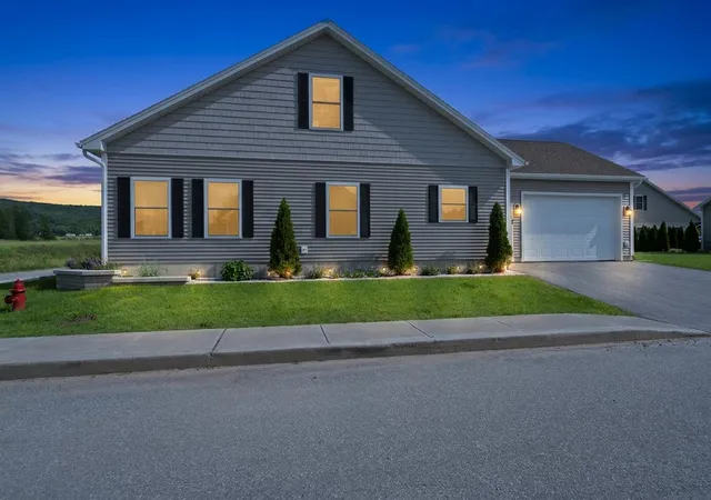 Photo 2 of Single family home for sale at 978 Franklin Park West, Saint Albans, VT 05478 | MLS# 5098337 | Listing updated on 2026-09-07