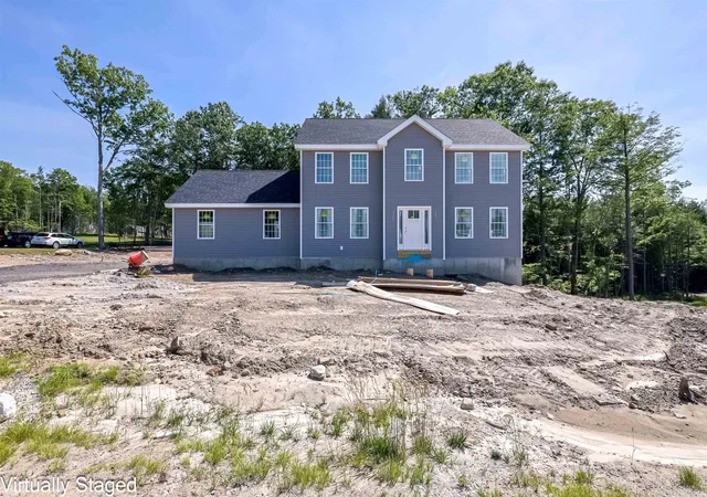 Photo 3 of Single family home for sale at 8 Blaisdell Ct, Raymond, NH 03077 | MLS# 5098504 | Listing updated on 2026-09-05