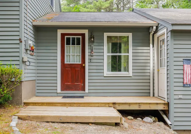 Photo 2 of Single family home for sale at 929 Rt 11, Sunapee, NH 03782 | MLS# 5098838 | Listing updated on 2026-10-08