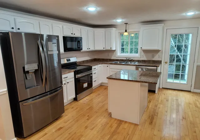 Photo 1 of Townhouse for sale at 28 Owens Dr #38, Swanzey, NH 03446 | MLS# 5098902 | Listing updated on 2026-09-18