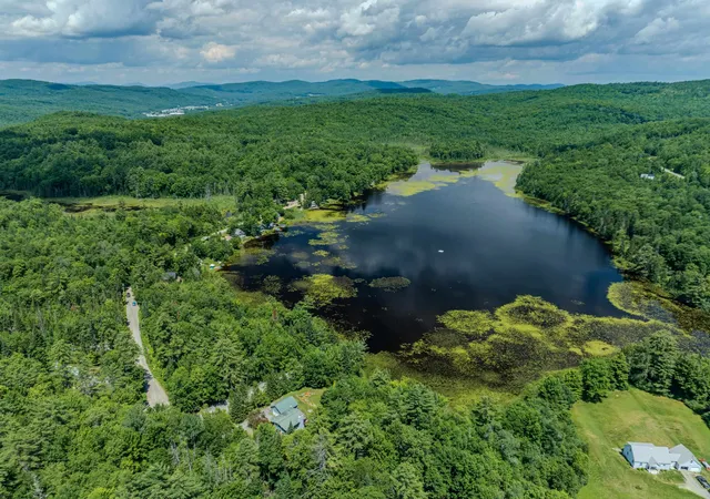 Photo 3 of Single family home for sale at 1190 Streeter Pond Rd, Sugar Hill, NH 03586 | MLS# 5099270 | Listing updated on 2026-09-10