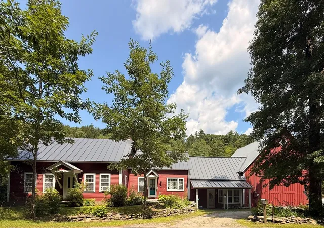 Single family home for sale at 492 Dover Rd, Newfane, VT 05345 | MLS# 5099272