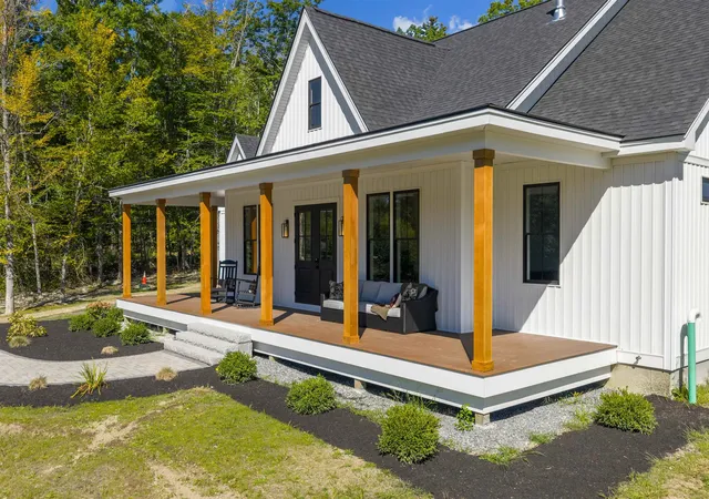 Photo 2 of Single family home for sale at 1 Jaytee Dr, Alton, NH 03809 | MLS# 5099440 | Listing updated on 2026-09-18