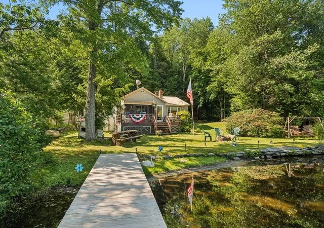 Photo 2 of Single family home for sale at 25 Lakeside Dr, Newport, NH 03773 | MLS# 5099502 | Listing updated on 2026-09-09